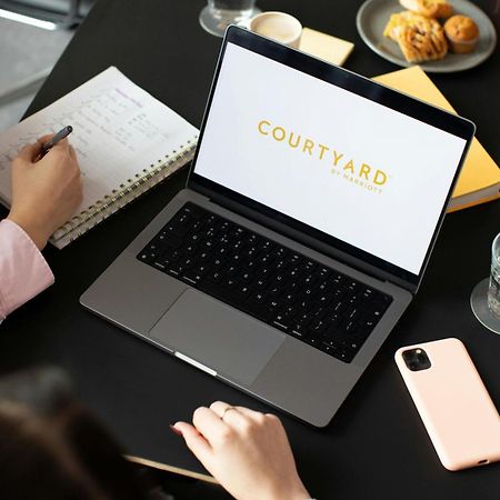 Courtyard By Marriott Glasgow Sec 외부 사진