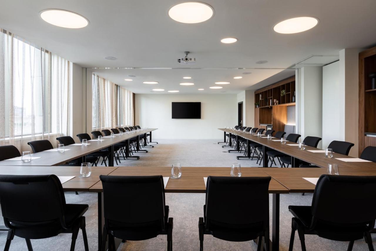 Courtyard By Marriott Glasgow Sec 외부 사진