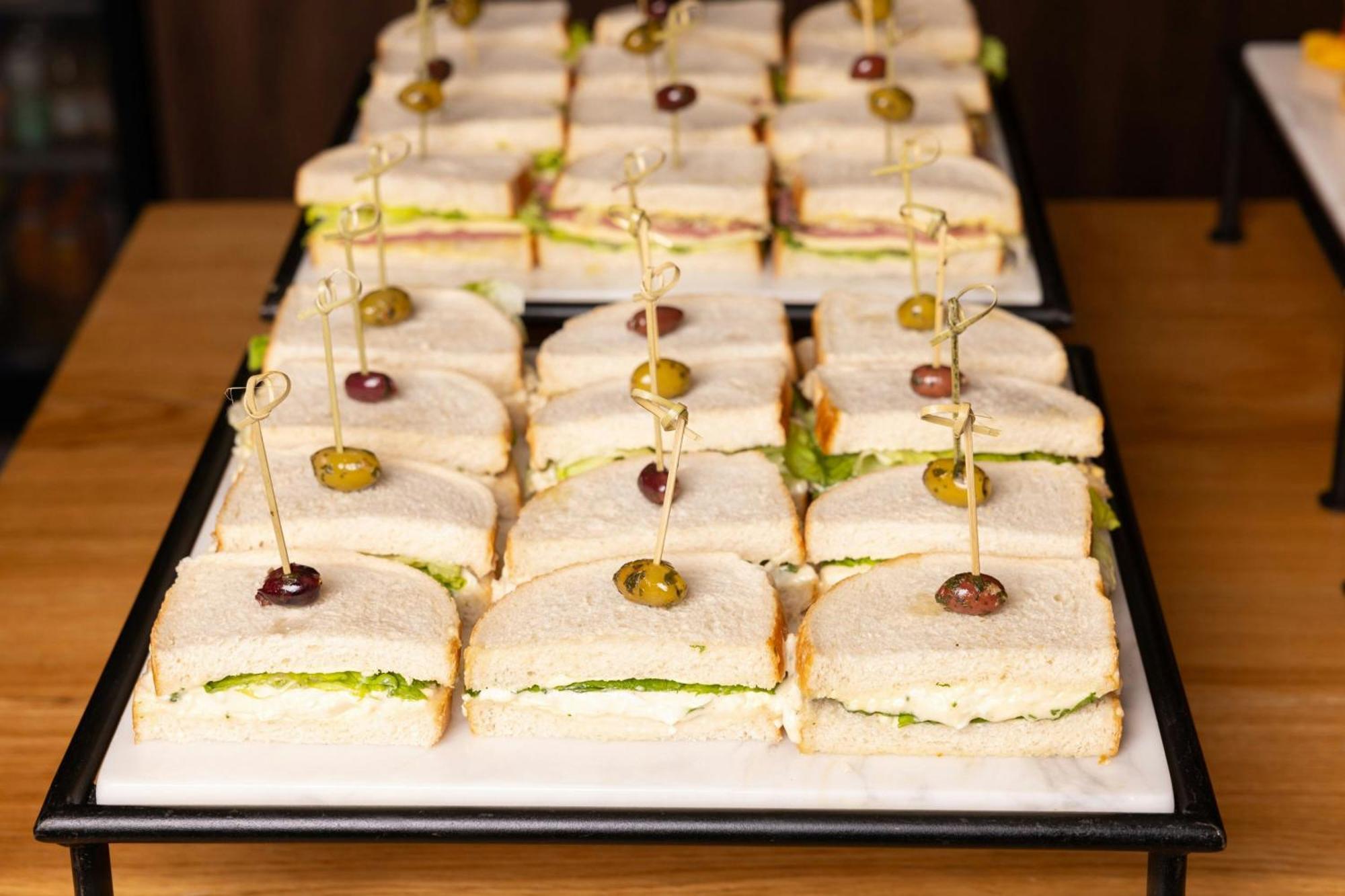 Courtyard By Marriott Glasgow Sec 외부 사진