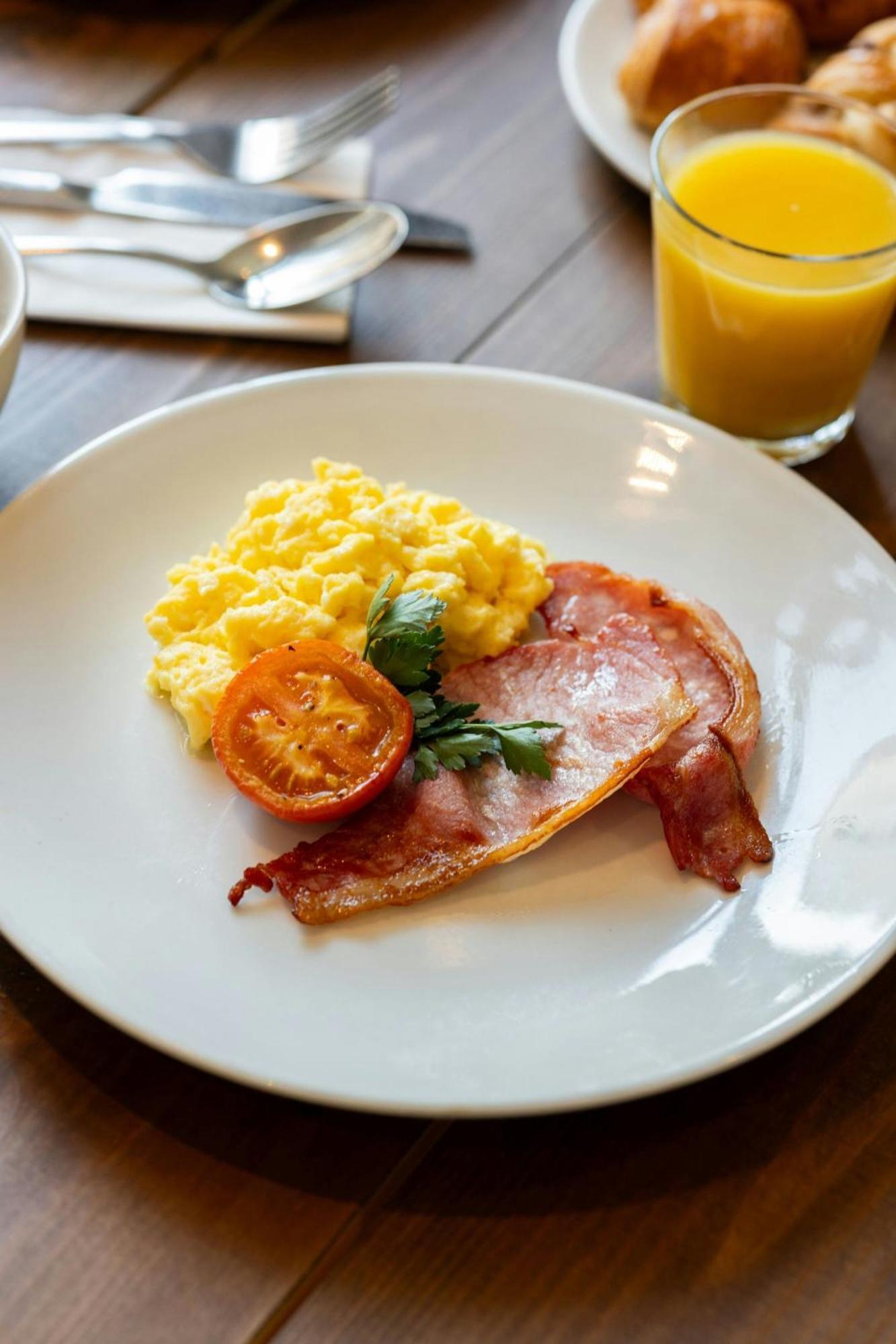 Courtyard By Marriott Glasgow Sec 외부 사진